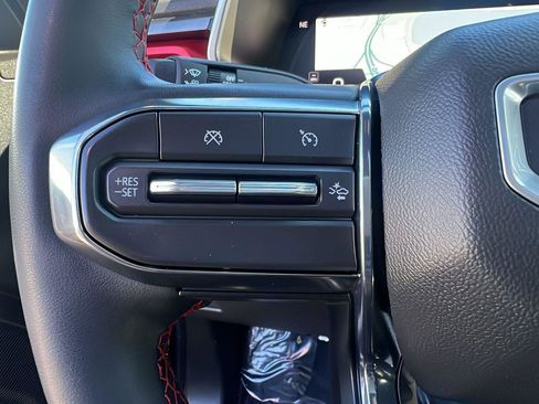 Used 2023 GMC Canyon AT4X image 21