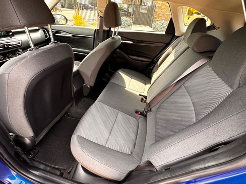 Used 2021 Kia Seltos LX image 11