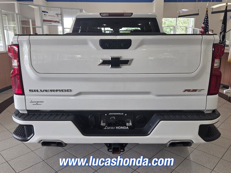 Used 2023 Chevrolet Silverado 1500 RST w/ Z71 Off-Road Package AWD/4WD image 5