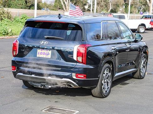 Used 2022 Hyundai Palisade Calligraphy image 4