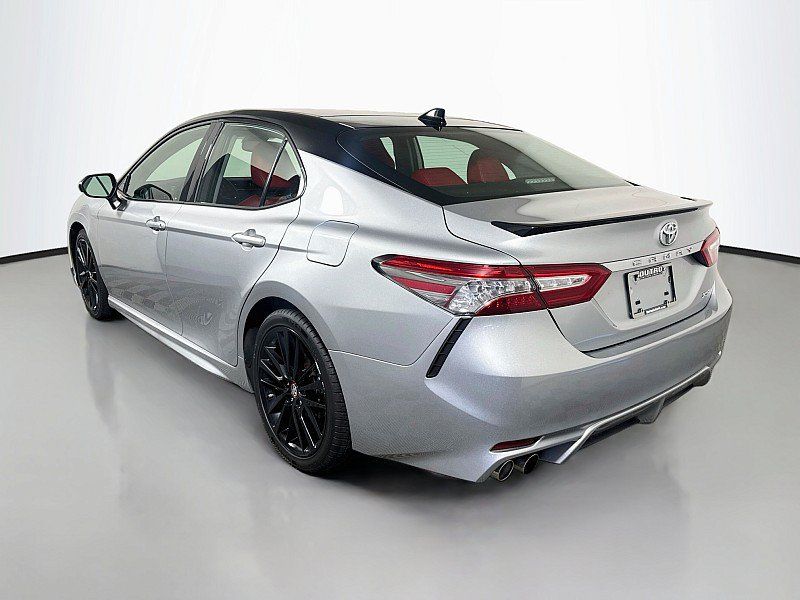Used 2019 Toyota Camry XSE FWD image 5
