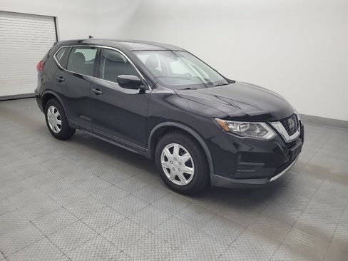 Used 2019 Nissan Rogue S FWD image 11