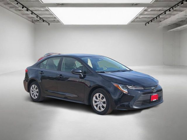 Used 2024 Toyota Corolla LE FWD image 7