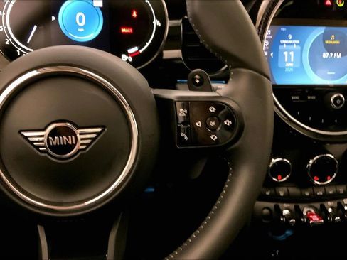Used 2024 MINI Cooper S FWD image 19