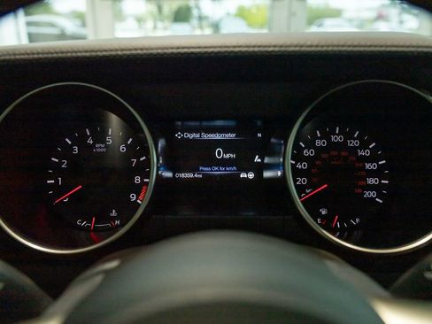 Used 2019 Ford Mustang Shelby GT350R w/ GT350R Equipment Group 920A RWD image 19