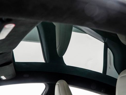 Used 2021 Tesla Model S Plaid image 37