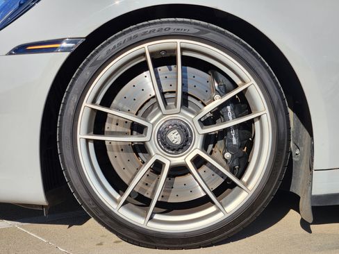 Used 2022 Porsche 911 Carrera 4 GTS image 15