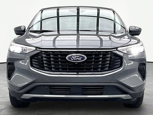 Certified 2024 Ford Escape Active w/ Tech Pack #2 FWD image 3