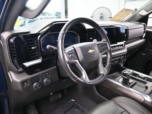 Used 2022 Chevrolet Silverado 1500 LTZ RWD image 10