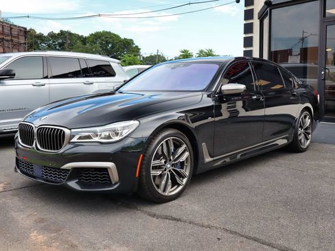 Used 2018 BMW M760i xDrive w/ Luxury Rear Seating Package AWD/4WD image 2