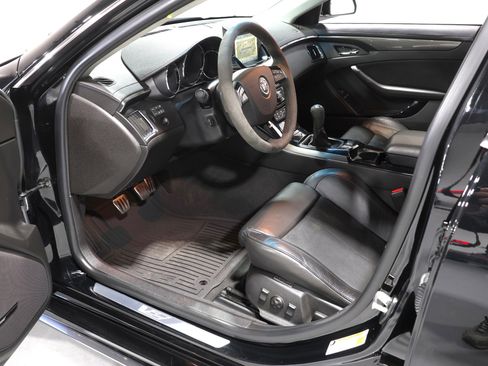 Used 2011 Cadillac CTS V image 80