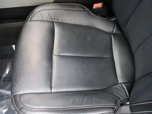 Used 2018 Ford F150 Lariat w/ Equipment Group 502A Luxury image 17