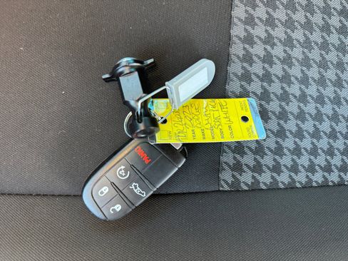 Certified 2023 Dodge Challenger R/T Scat Pack image 33