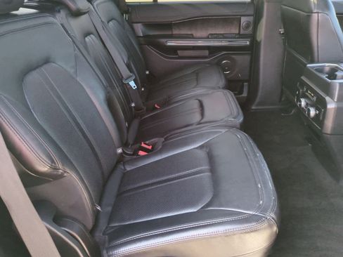 Used 2019 Ford Expedition Limited image 21