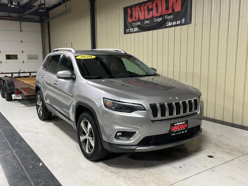 Used 2020 Jeep Cherokee Limited image 6