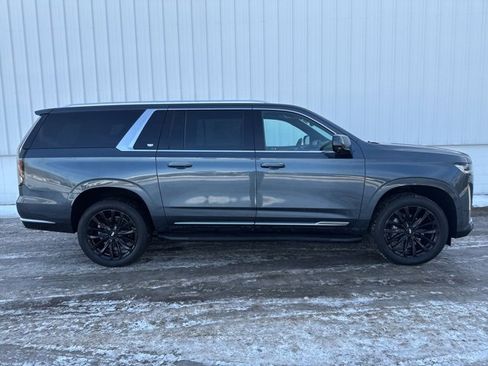 Certified 2021 Cadillac Escalade ESV Premium Luxury image 20