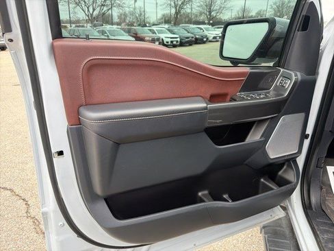 Used 2022 Ford F150 Lariat w/ Equipment Group 502A High image 10