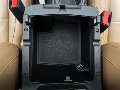 Used 2022 Jeep Wrangler Unlimited Sahara w/ Cold Weather Group image 39