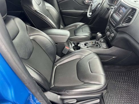 Used 2020 Jeep Cherokee Latitude Plus image 29