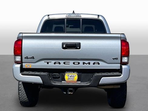 Used 2018 Toyota Tacoma SR w/ SR Convenience Package AWD/4WD image 4