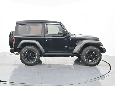 Used 2021 Jeep Wrangler Sport image 4