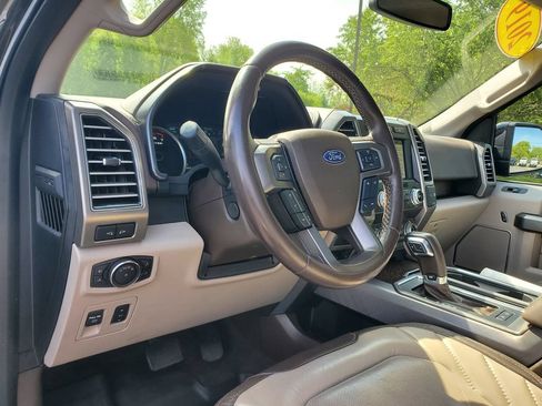 Used 2019 Ford F150 Limited AWD/4WD image 17