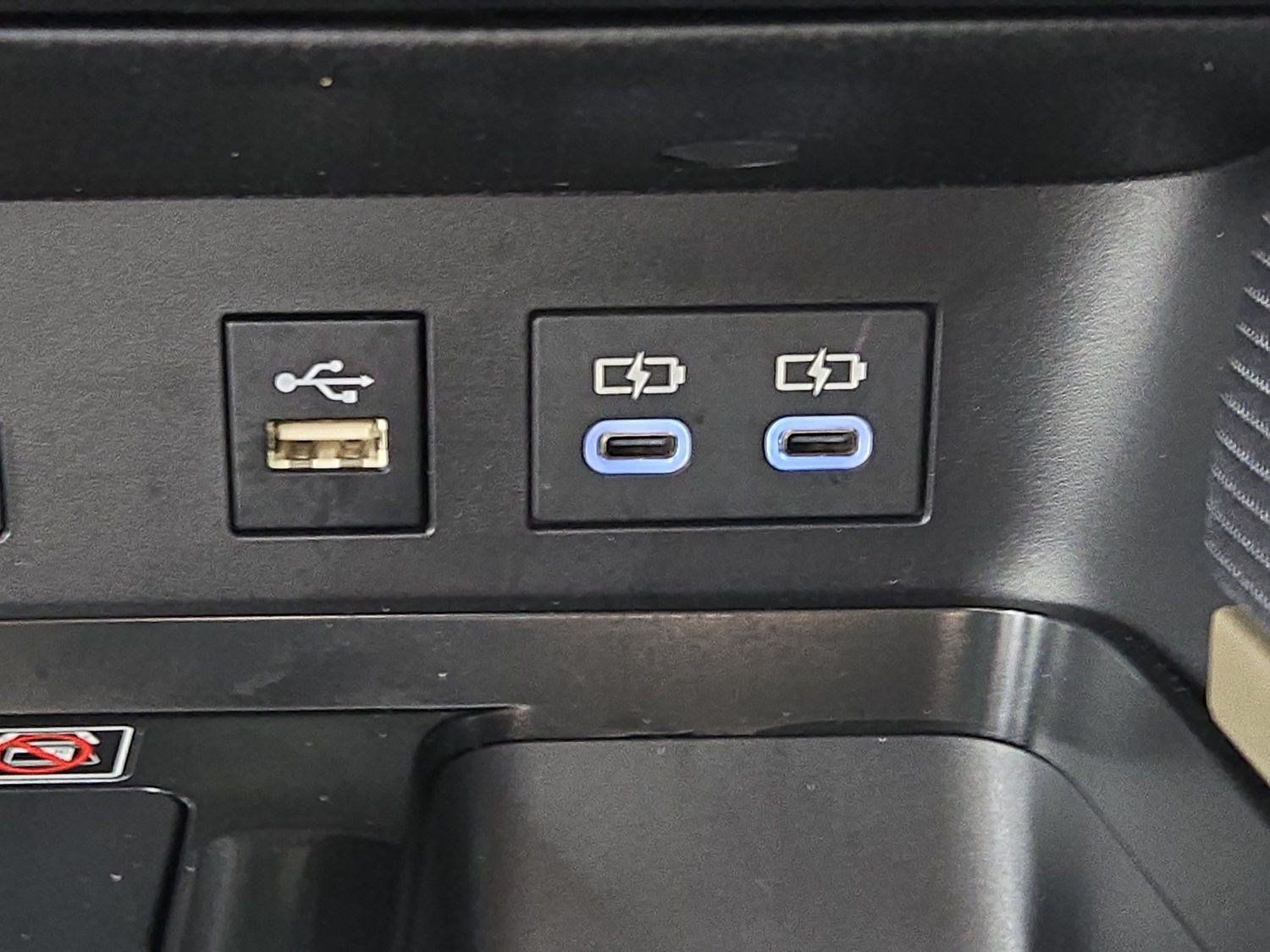 Certified 2025 Toyota Camry SE w/ Convenience Package FWD image 24