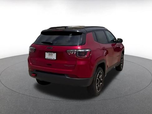 Used 2025 Jeep Compass Trailhawk AWD/4WD image 14