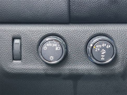 Used 2022 Chevrolet Colorado ZR2 image 21