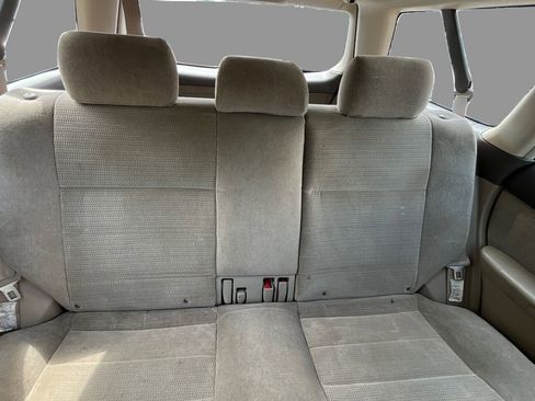 Used 2003 Subaru Outback Wagon image 13