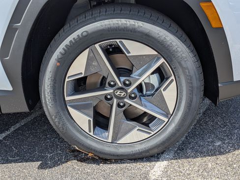 New 2026 Hyundai Tucson SEL FWD image 11