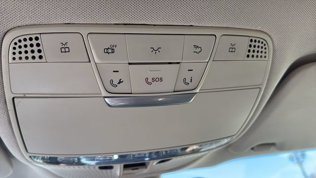 Used 2018 Mercedes-Benz GLC 300 image 20