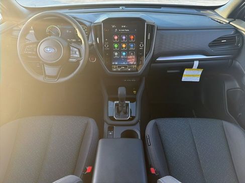 Used 2025 Subaru Forester Premium image 16