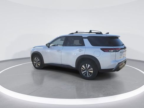 New 2026 Nissan Pathfinder SL AWD/4WD image 6