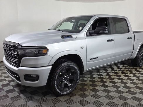 New 2026 RAM 1500 4x4 Crew Cab image 3