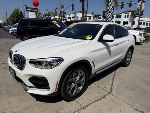 Used 2020 BMW X4 xDrive30i w/ Executive Package AWD/4WD image 3