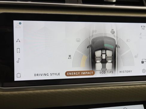 Used 2021 Land Rover Range Rover Velar R-Dynamic S image 34