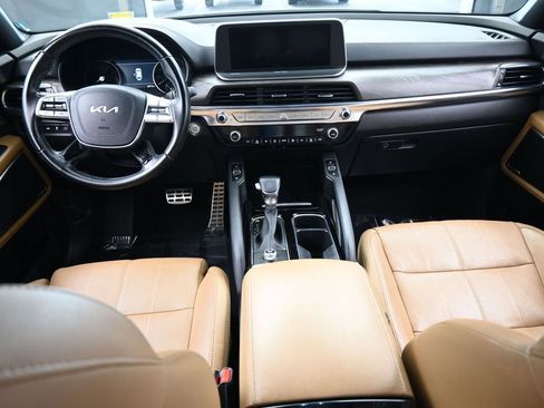 Used 2022 Kia Telluride SX w/ Towing Package image 43
