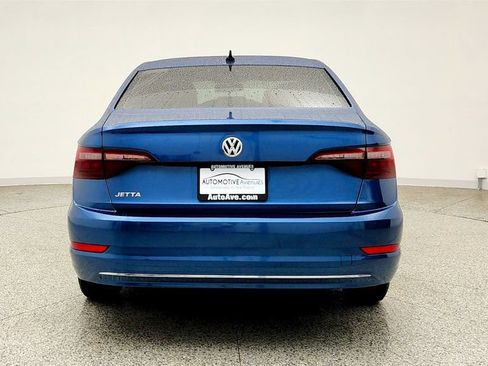 Used 2021 Volkswagen Jetta SE FWD image 6