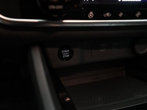 Certified 2024 Nissan Rogue SV w/ SV Premium Package image 30