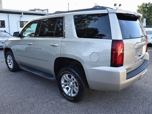 Used 2017 Chevrolet Tahoe LT w/ Luxury Package RWD image 6