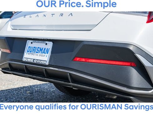 New 2025 Hyundai Elantra Sport image 7