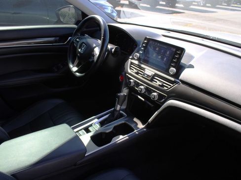 Used 2021 Honda Accord Sport Special Edition image 18