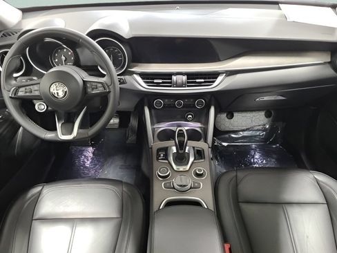 Used 2021 Alfa Romeo Stelvio Ti AWD/4WD image 24