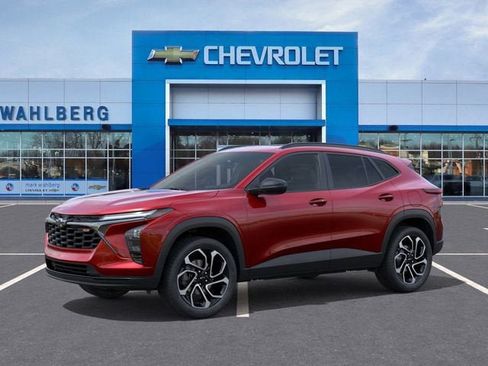 New 2026 Chevrolet Trax RS w/ Sunroof Package image 2