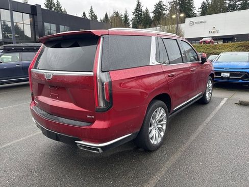 Used 2022 Cadillac Escalade Premium Luxury image 3