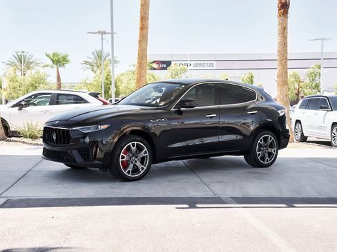 Used 2022 Maserati Levante Modena image 4