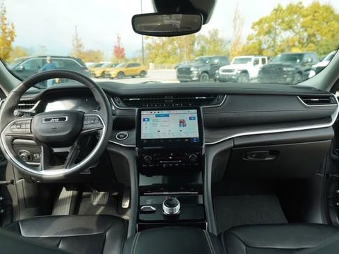 Used 2023 Jeep Grand Cherokee L Limited image 26