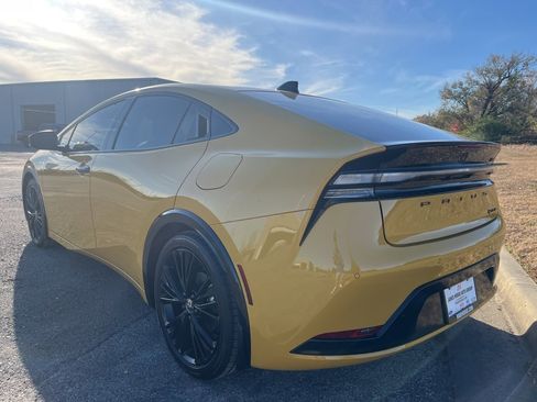 New 2026 Toyota Prius Plug-In Hybrid image 6