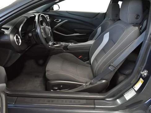 Certified 2018 Chevrolet Camaro SS RWD image 16